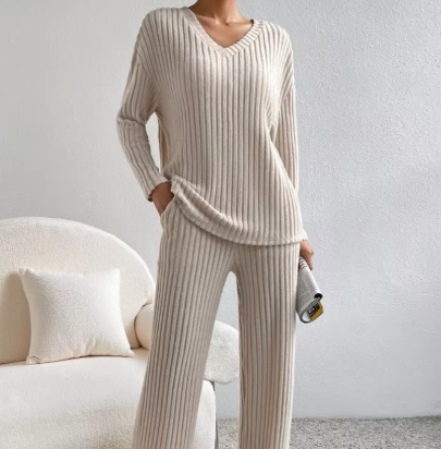 Sofia - Cozy Knitwear Set