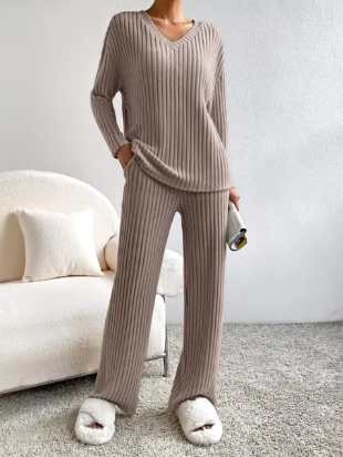 Sofia - Cozy Knitwear Set